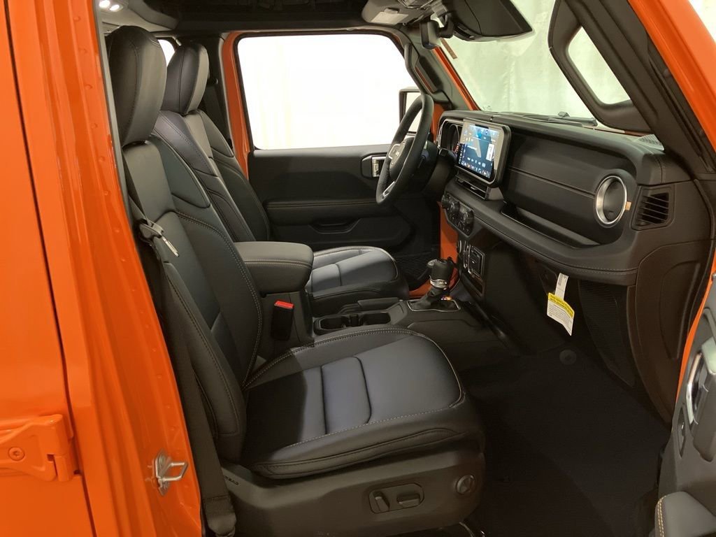 New 2026 Joose Exterior Paint Jeep Sahara image 19