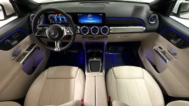 Used 2026 Polar White Mercedes-Benz GLB 250 image 5