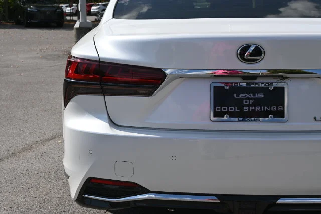 Certified Used 2023 EMINENT WHITE PEARL Lexus 500h Base image 5