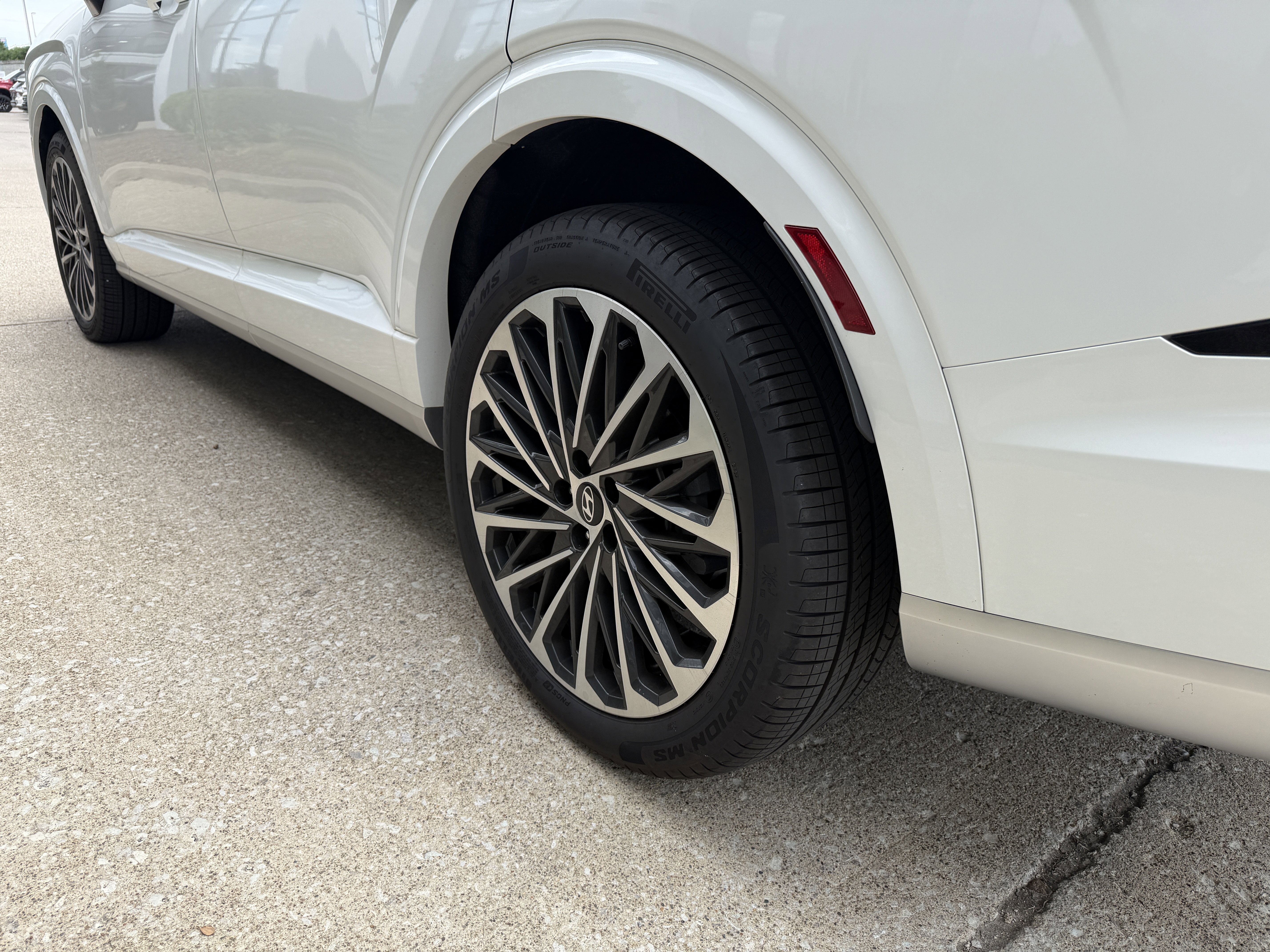 2026 Hyundai Palisade Calligraphy - Photo 13