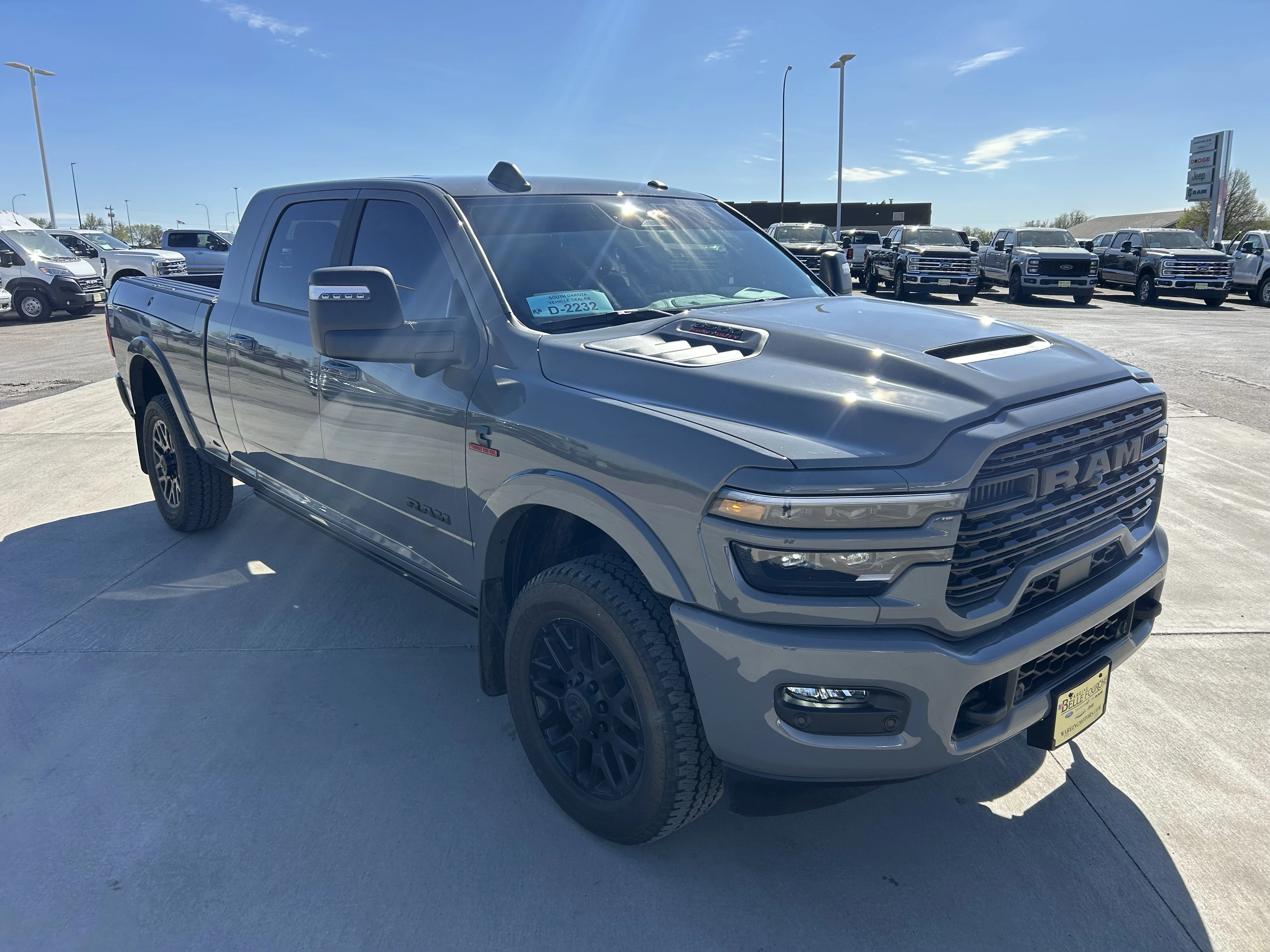 Used 2025 Ceramic Gray Clearcoat Ram Limited image 3