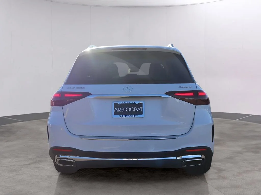 New 2026 MANUFAKTUR Moonlight White Metallic Mercedes-Benz GLE 350 image 61