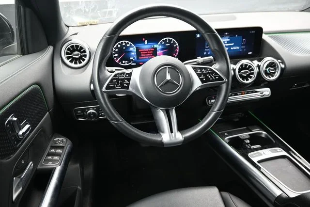 Used 2025 Black Mercedes-Benz GLA 250 image 12