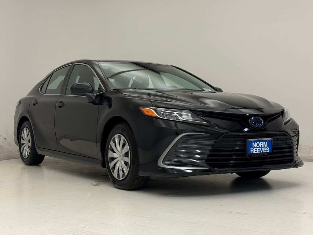 Used 2023 Midnight Black Metallic Toyota LE image 4