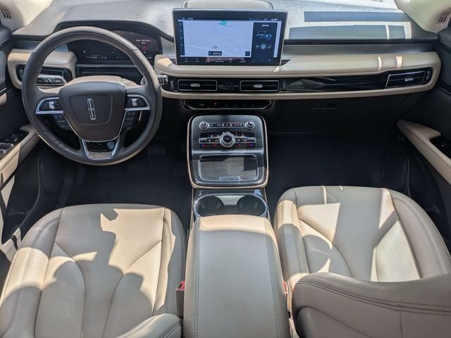 Used 2022 Red Lincoln Standard image 16