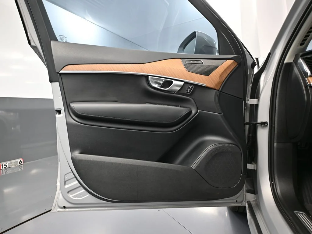 2024 Volvo XC90 Plus - Photo 18