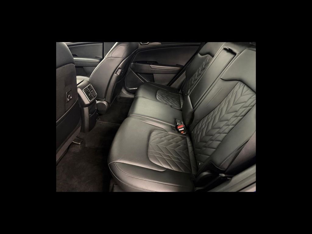 Used 2023 Blue Kia X-Line image 17