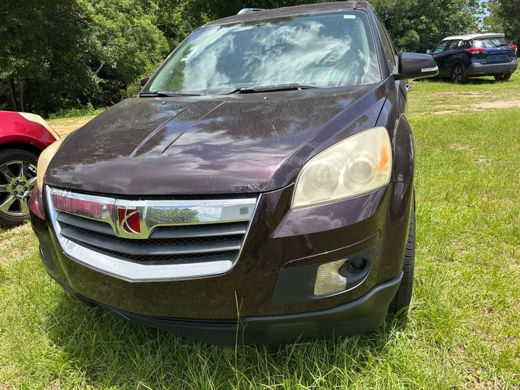 Used 2008 Red Saturn XR image 3