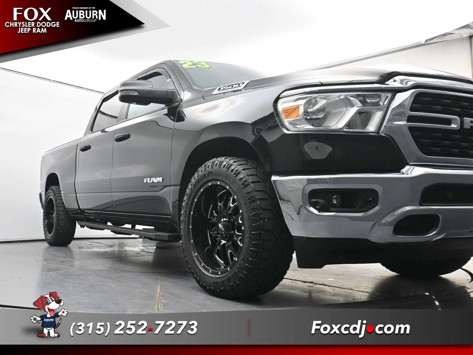 Used 2023 Diamond Black Crystal Pearlcoat Ram Big Horn image 27