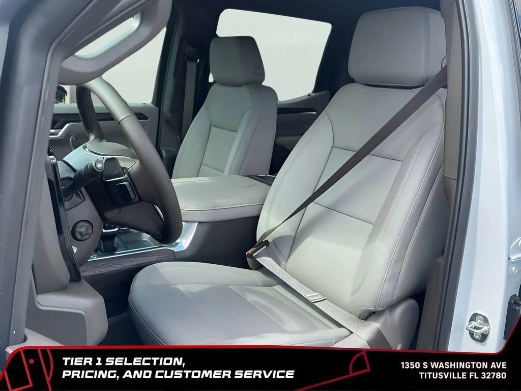 New 2026 Glacier White Tricoat GMC SLT image 34