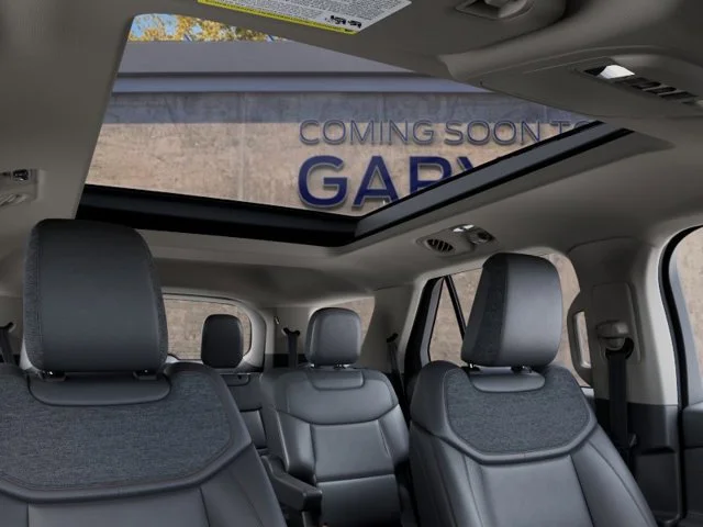 New 2027 Carbonized Gray Metallic Ford Active image 24