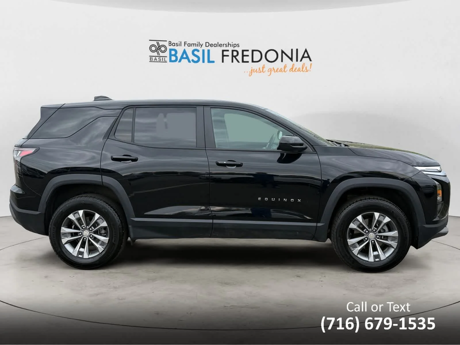 Used 2026 Mosaic Black Metallic Chevrolet AWD LT image 11