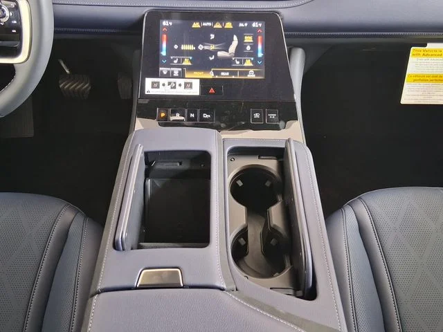 New 2026 2T RADIANT WHIT INFINITI Sport 4WD image 19