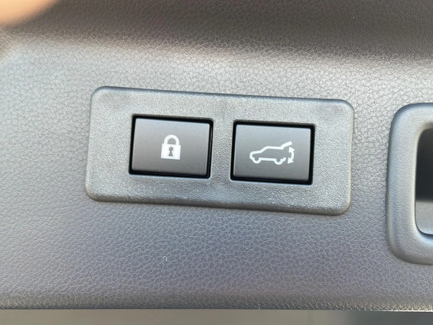 New 2026 Daybreak Blue Pearl Subaru Limited Hybrid image 30