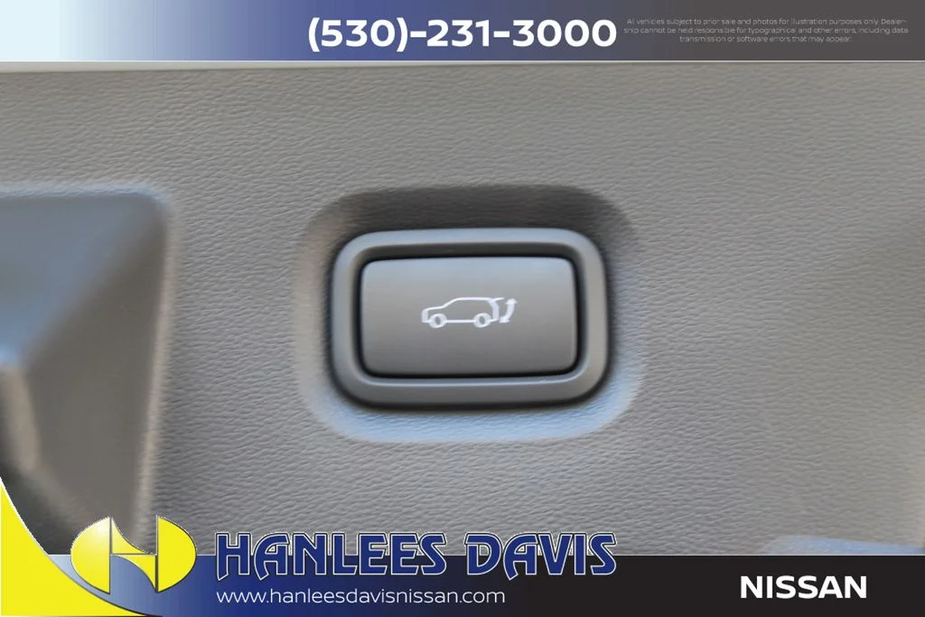 Used 2024 Gray Hyundai SEL image 11
