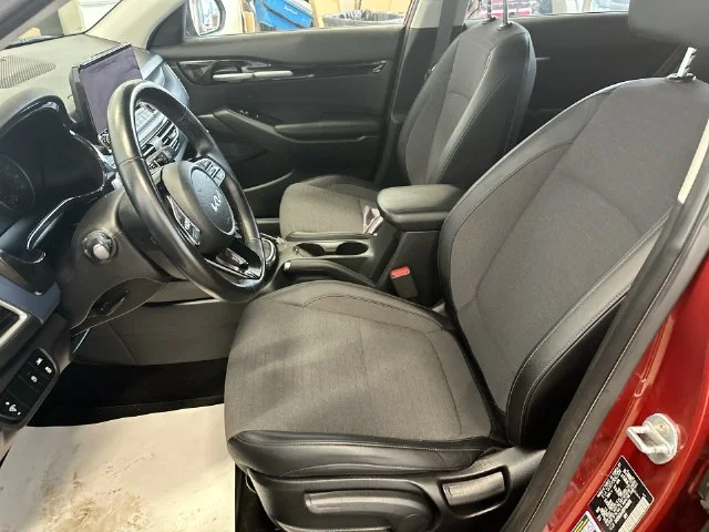 Used 2023 Orange Kia S image 22