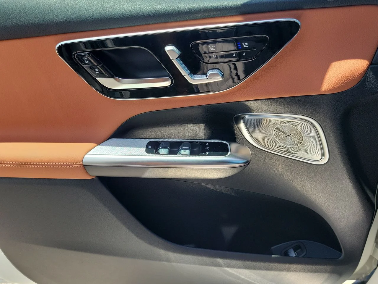 2026 Mercedes-Benz GLC Base - Photo 23