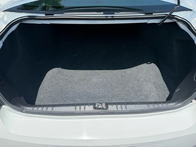 Used 2012 White Chevrolet LTZ image 13