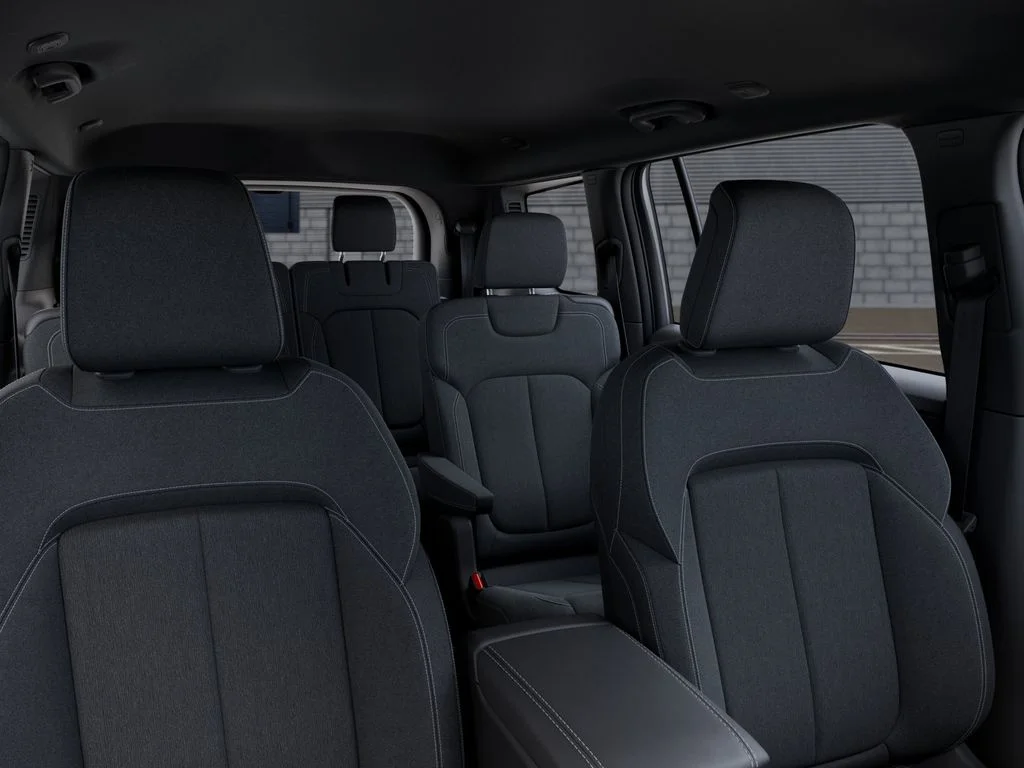 New 2026 White Jeep Laredo image 26