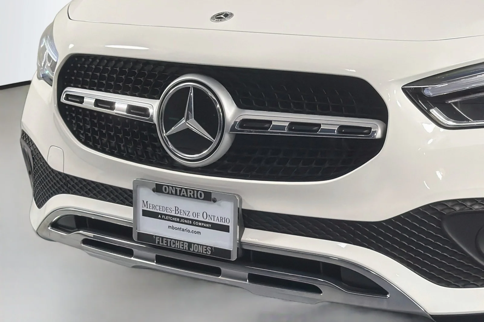 Used 2023 Polar White Mercedes-Benz 250 image 12