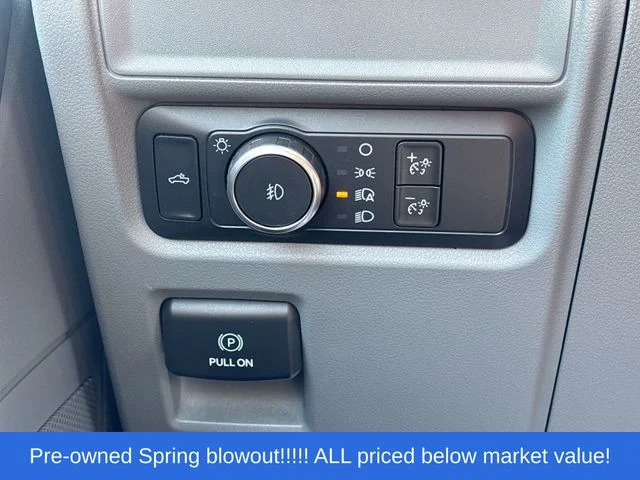 Used 2021 White Ford XLT image 32
