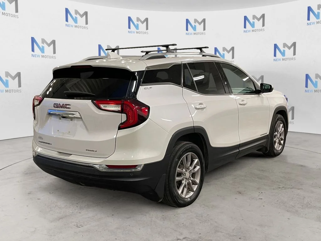 Used 2022 White Frost GMC SLT image 5