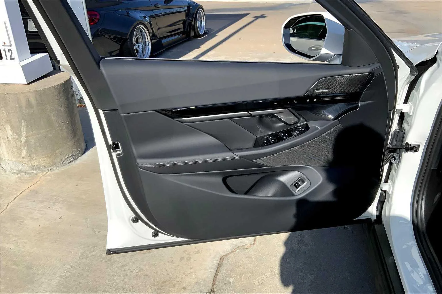 2026 BMW 5 Series 530i - Photo 10