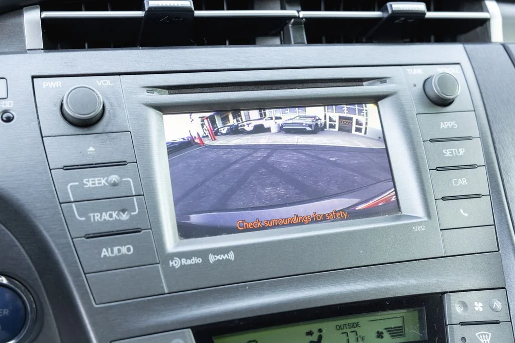 Used 2012 Winter Gray Metallic Toyota Base image 19