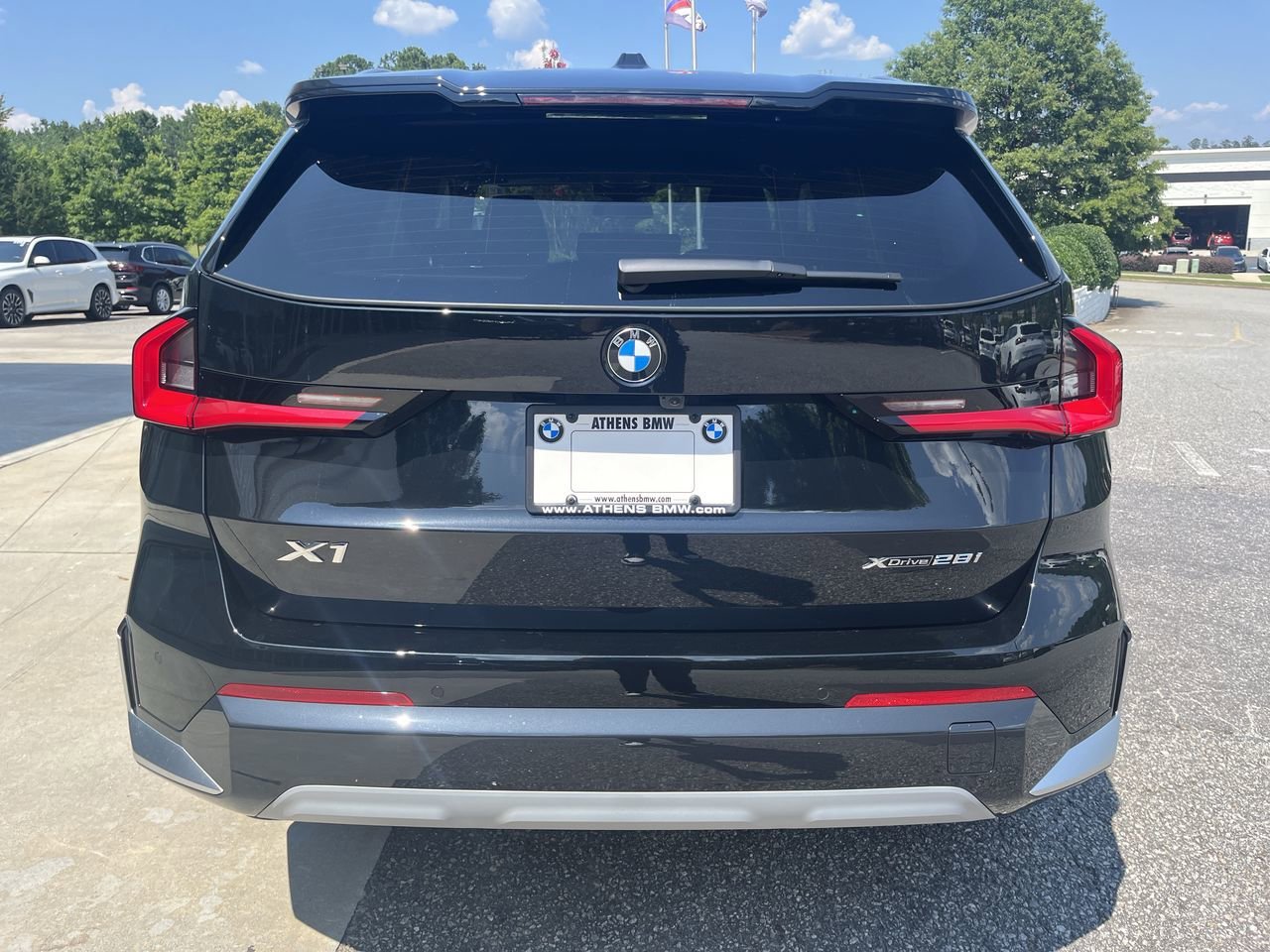 2025 BMW X1 28i - Photo 12