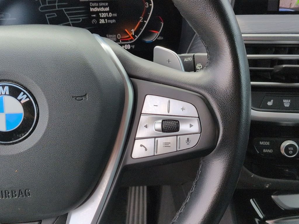 Used 2024 Gray BMW xDrive30i image 16