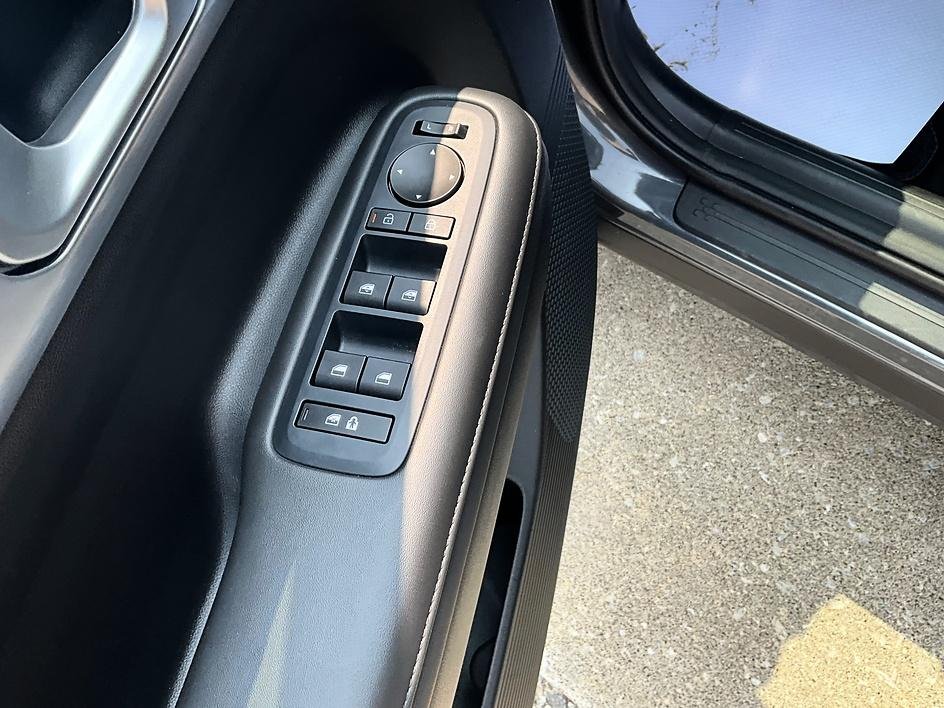 Used 2025 Gray Hyundai XRT image 15
