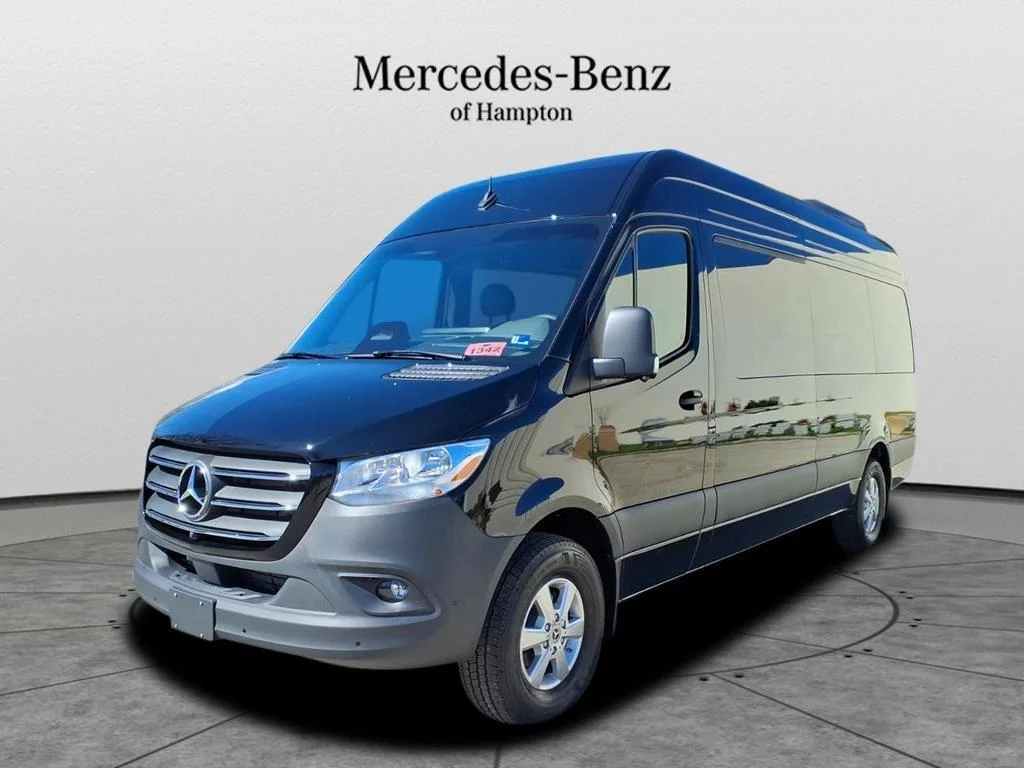 2026 Mercedes-Benz Sprinter 2500 170 WB HO High Roof's photo
