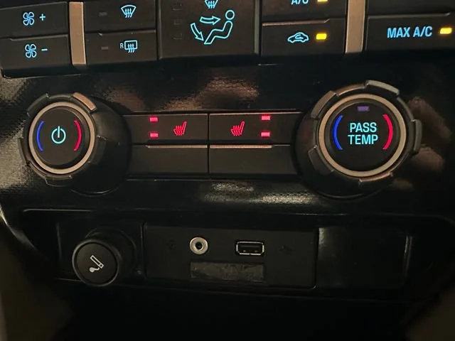 Used 2011  Ford XLT image 13