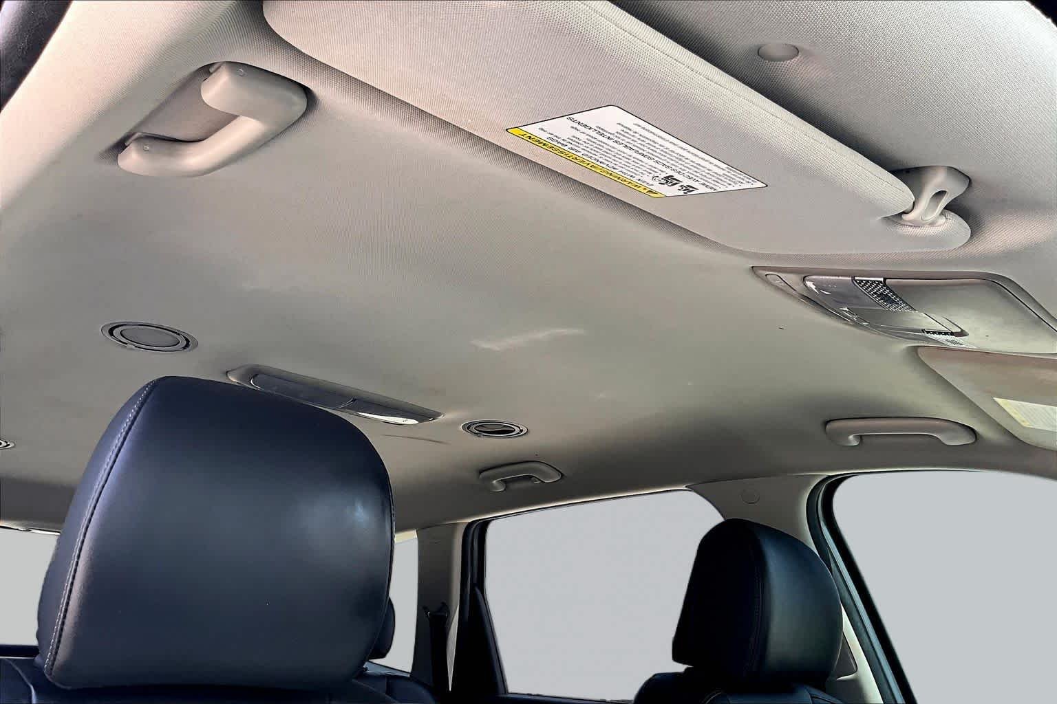 Used 2022 SILVER Kia LX image 13