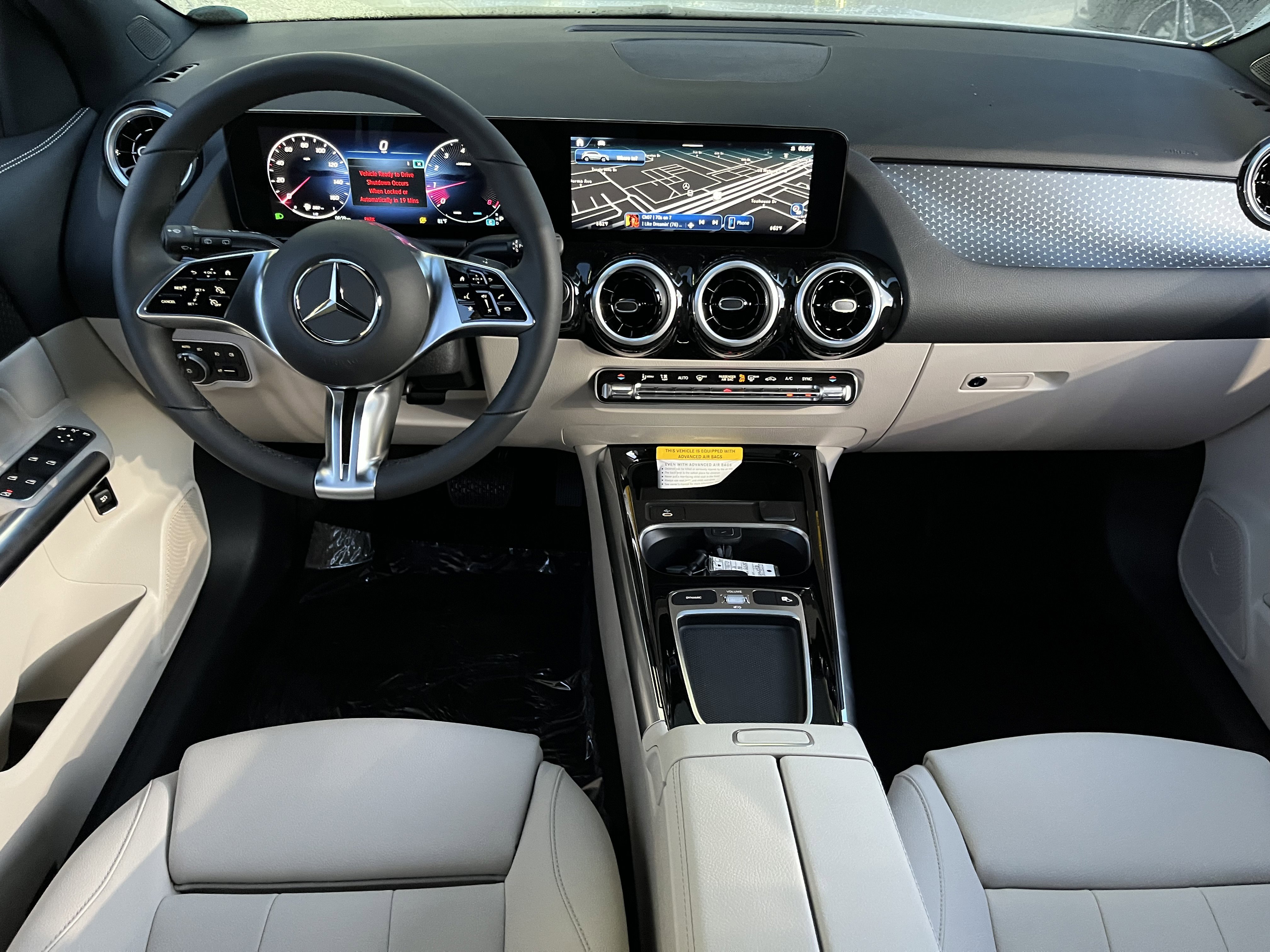 New 2026 POLAR WHITE Mercedes-Benz GLA 250 image 18