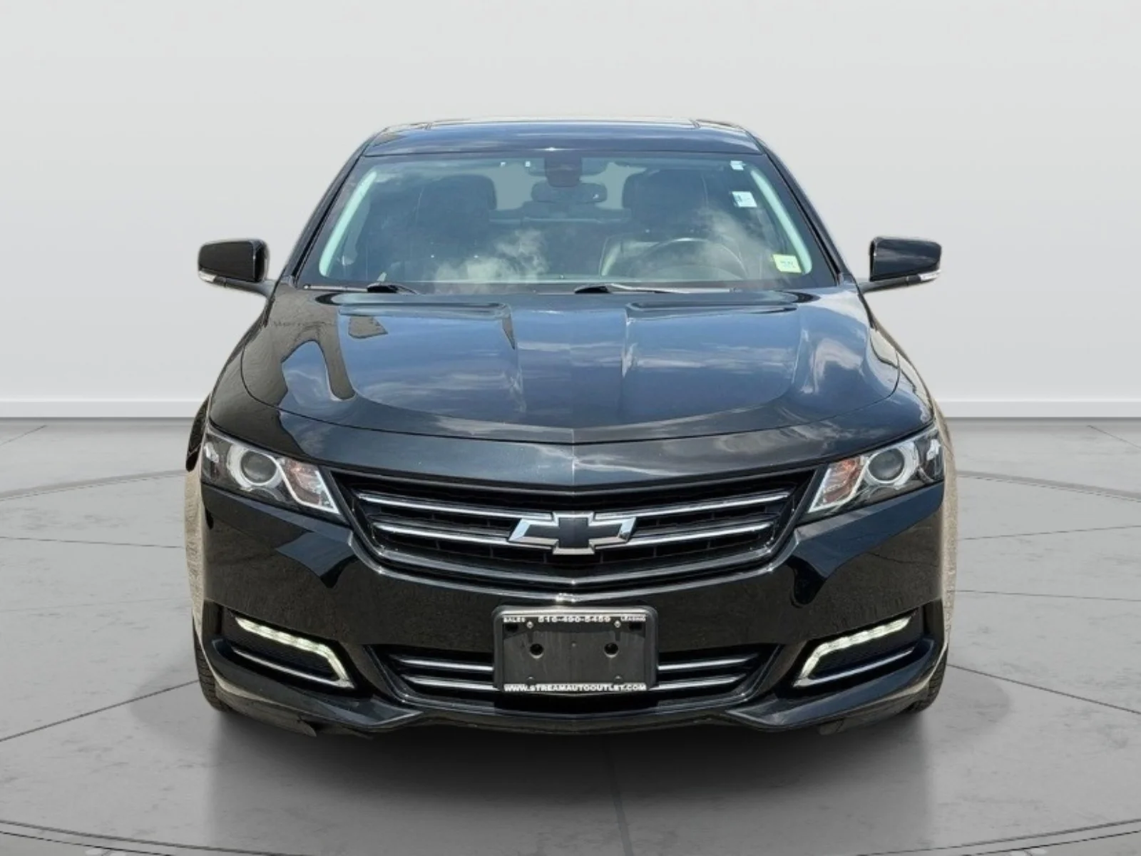 Used 2019 Black Chevrolet Premier image 2