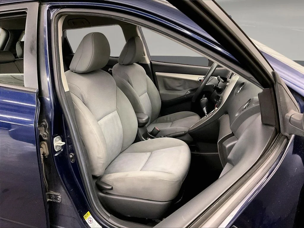 Used 2009 Black Toyota Base image 10