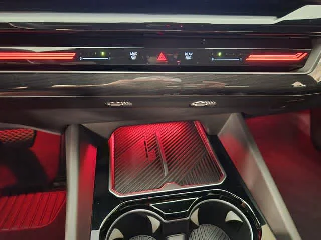 Used 2025 Mineral White Metallic BMW 530i image 19