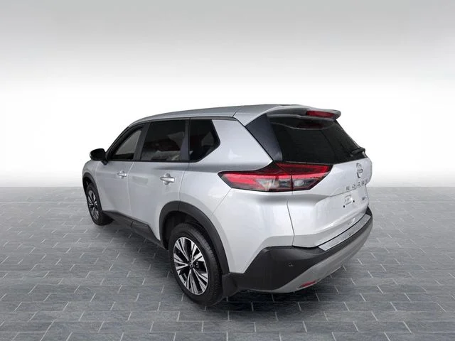 Used 2023 Silver Nissan SV image 6