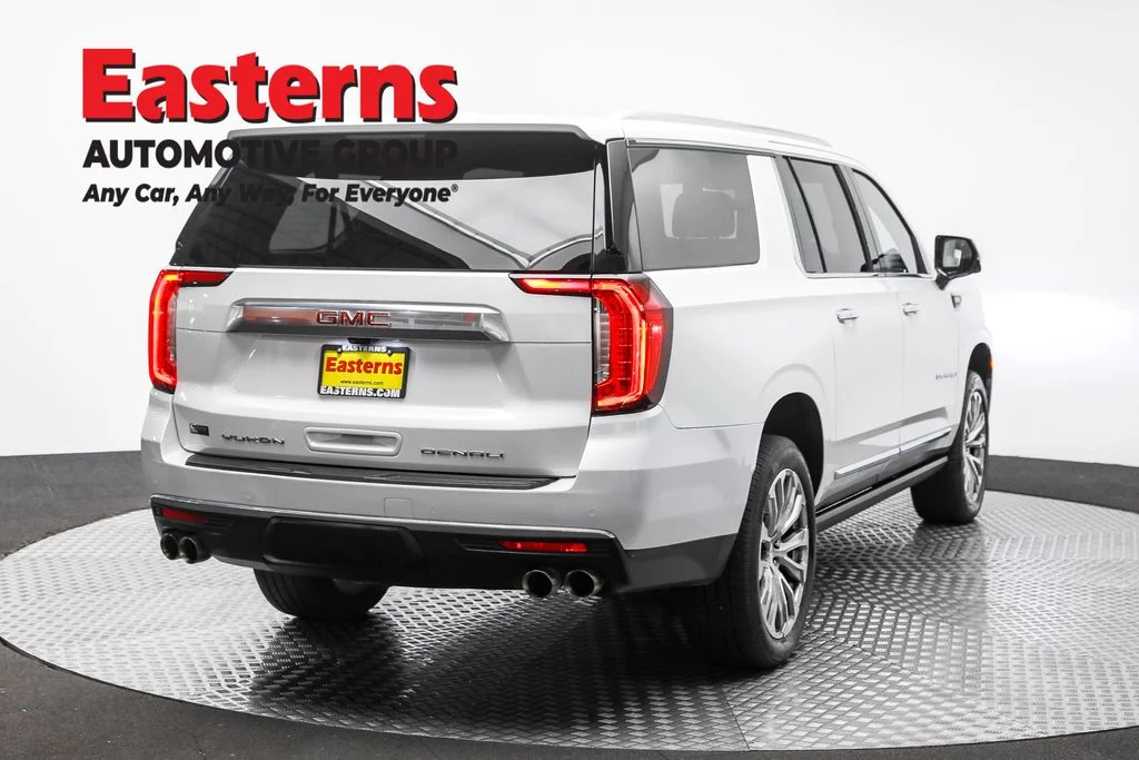 Used 2022 White GMC Denali image 5
