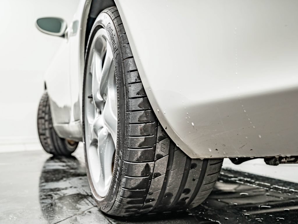 Used 2003 Carrara White Porsche Carrera image 51