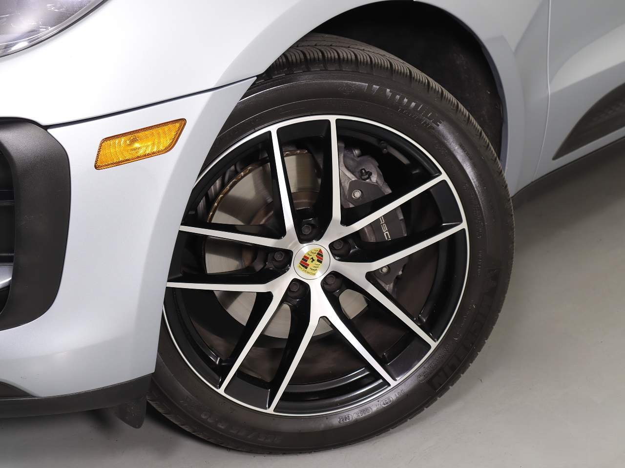 Certified Used 2025 Dolomite Silver Metallic Porsche  image 27