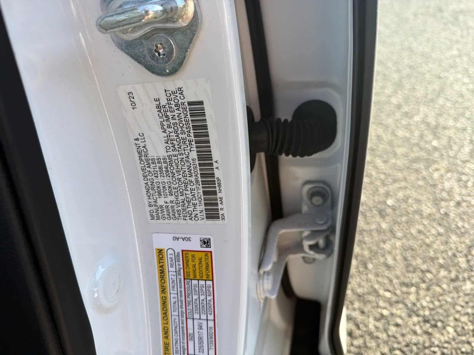 Used 2024 Platinum White Pearl Honda LX image 20