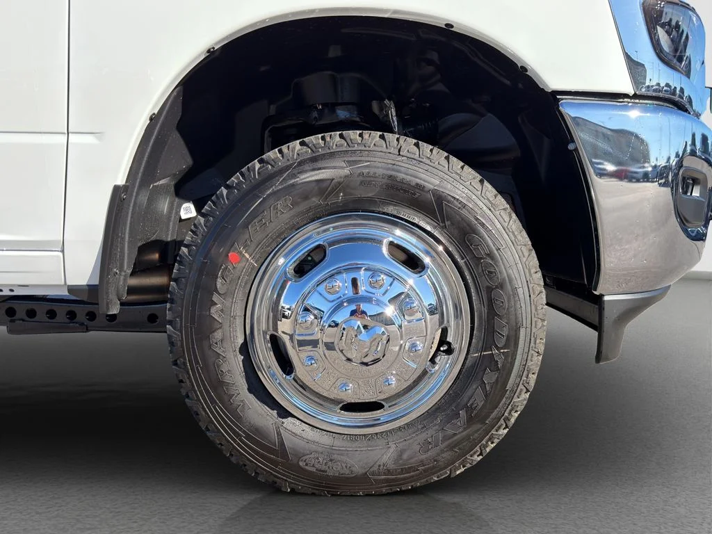 New 2026 White Ram Tradesman image 21