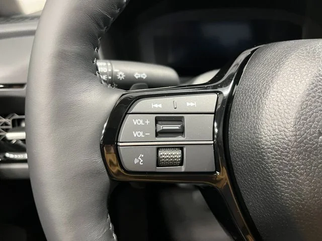 New 2026 Crystal Black Pearl Honda Touring image 18