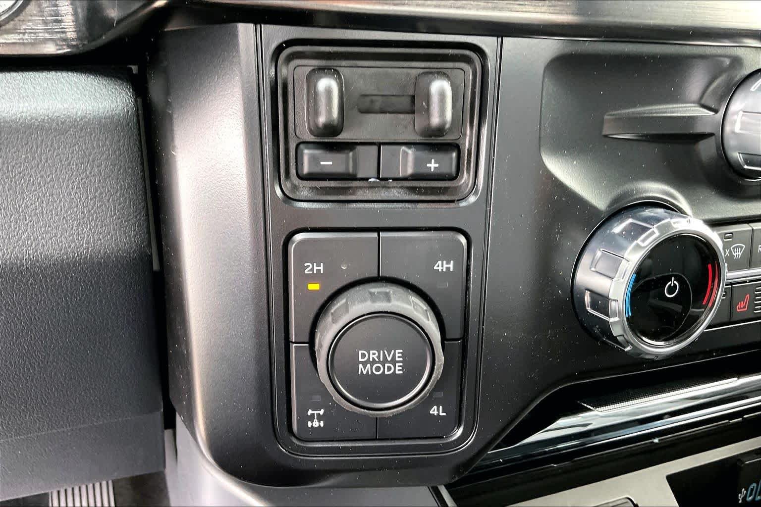 New 2026 Marsh Gray Ford F-250® Lariat® image 16