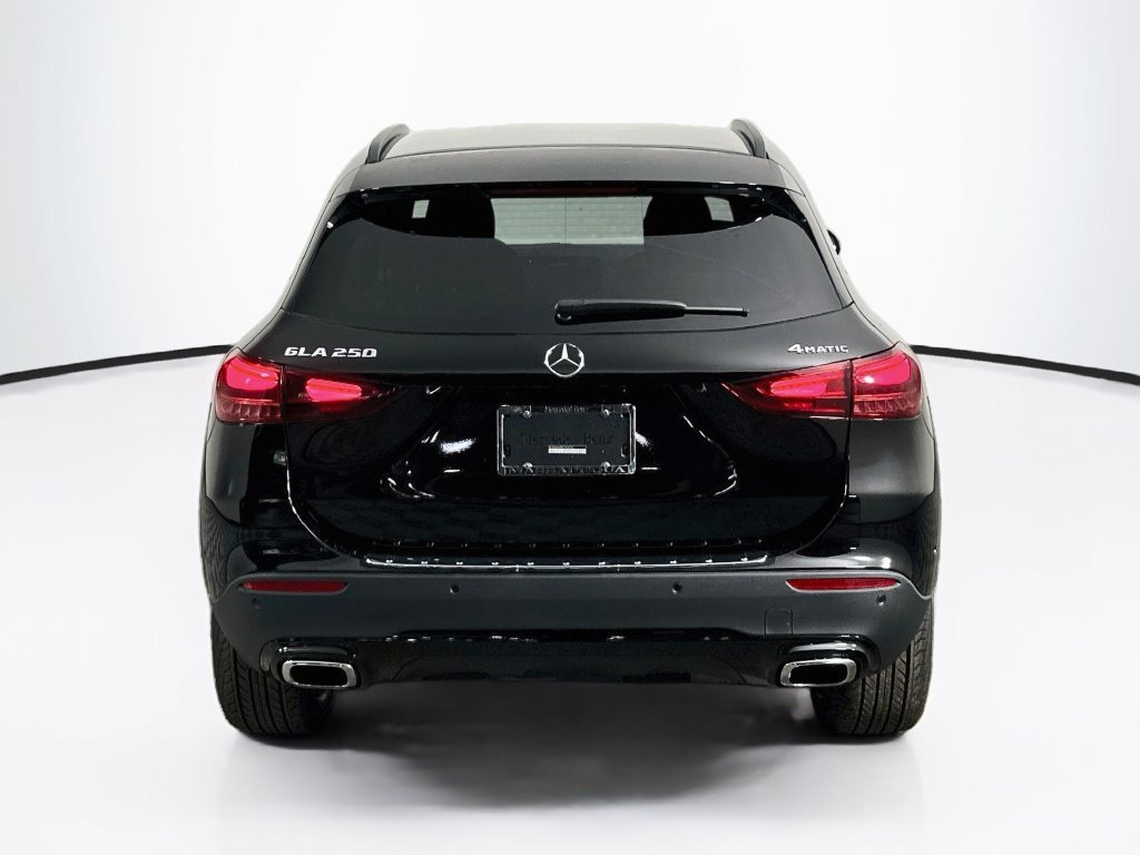 New 2026 Night Black Mercedes-Benz GLA 250 image 35