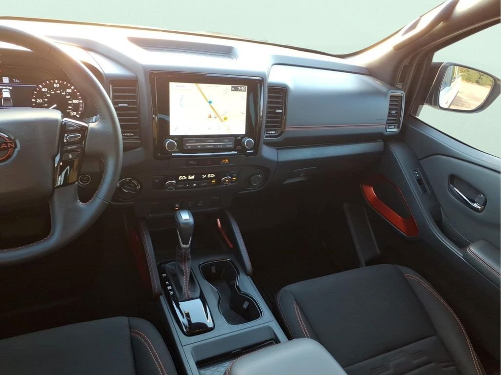 Used 2024 White Nissan PRO-4X image 18