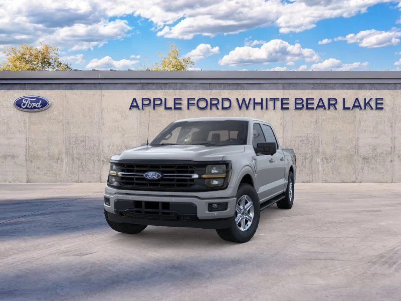 New 2026 White Ford XLT image 2