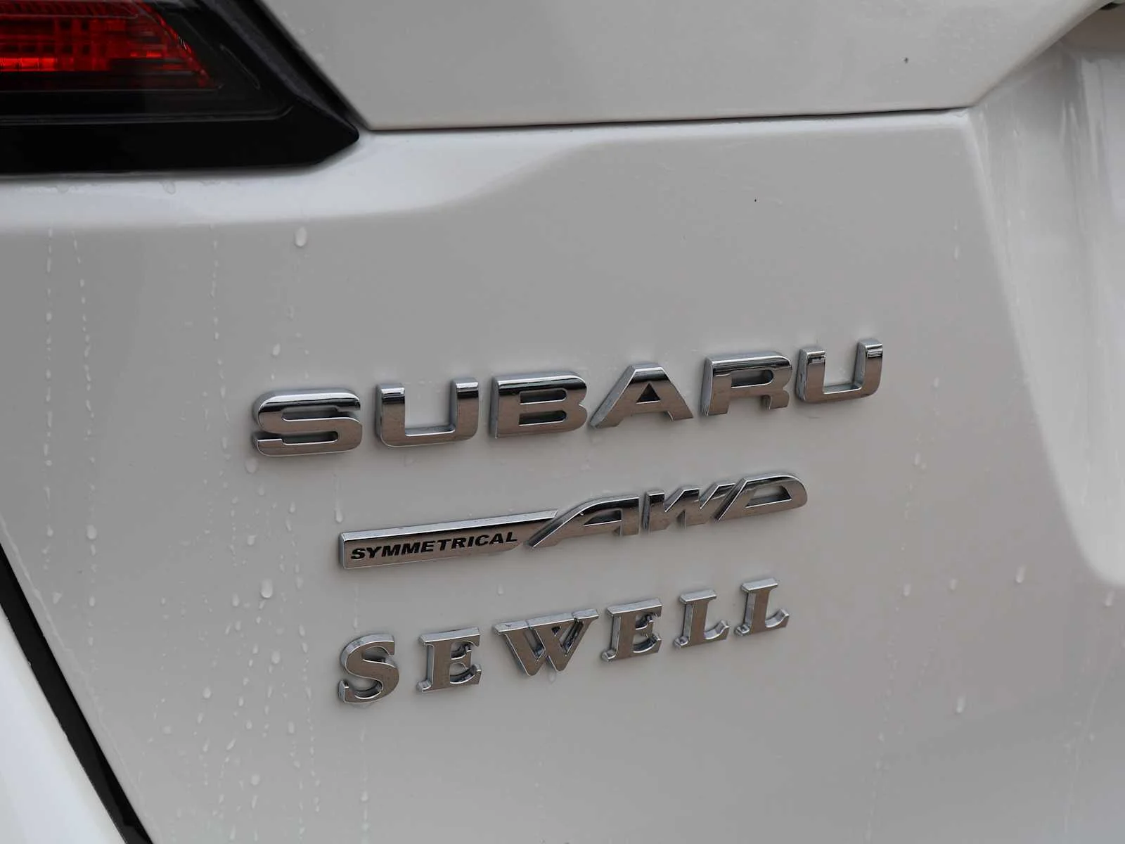 Used 2025 Crystal White Pearl Subaru Premium image 12